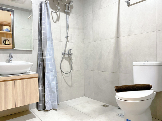 Bathroom 3, Simply Studio Pollux Chadstone Apartment, Cikarang