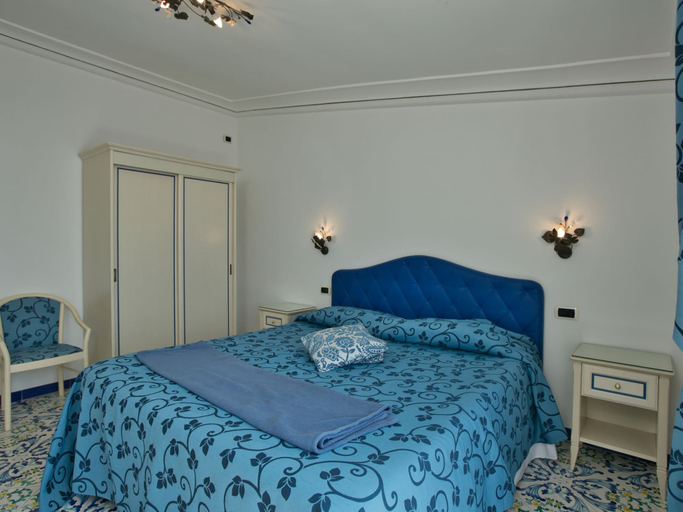Bedroom 3, Apartment near Praia with Large Terrace & Spectacular Views, Salerno