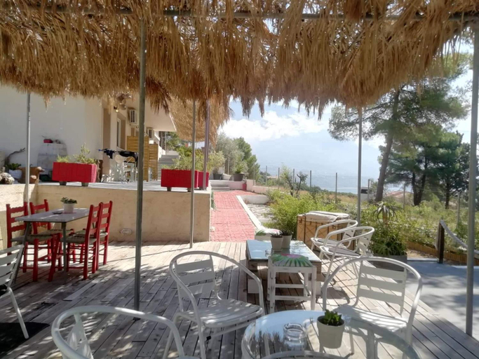 Food & Drinks 5, Pessada Bay Studios and Apartments, Ionian Islands