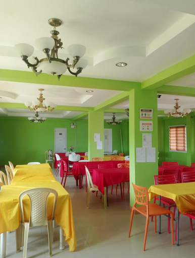 Food & Drinks 4, Harbour Chateau, Odiongan