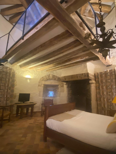 Others 3, Maison d hotes du chateau de Bouesse, Indre