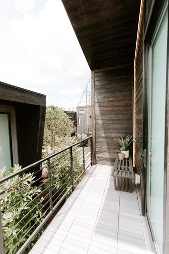 Others 5, Ironwood Grove, Tiny House Hotel, Davidson