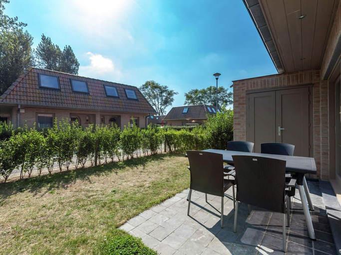 Others 5, Holiday Home in Adinkerke With Fenced Garden, West-Vlaanderen