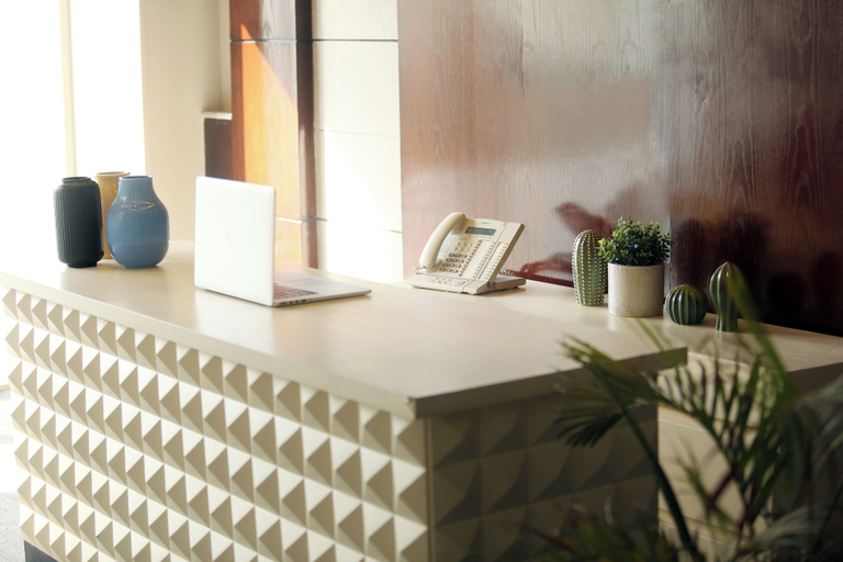Others 5, Seven Stays Maadi, Al-Basatin