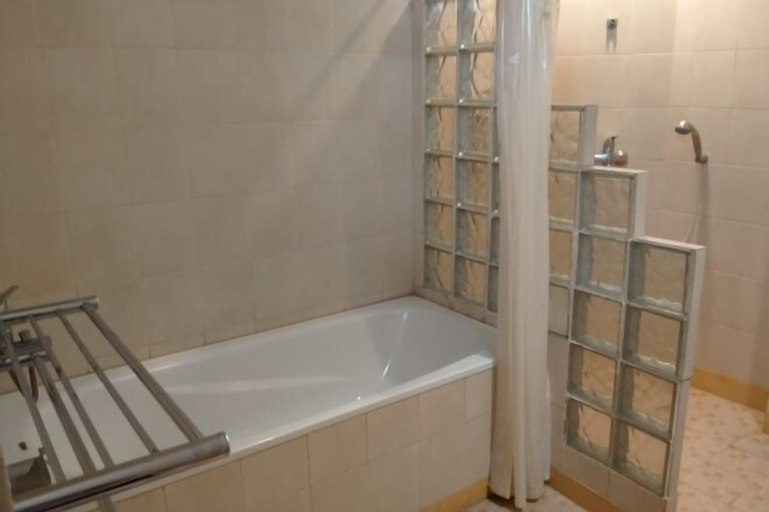Bathroom 3