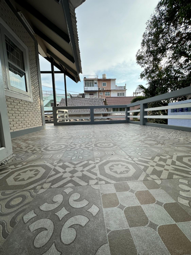 Journey House Bangsean, Muang Chon Buri