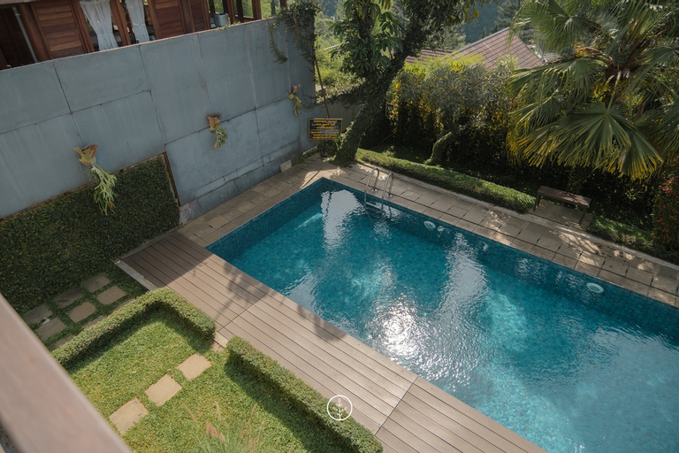 Swimming Pool 10