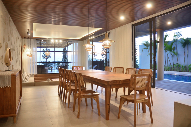 Restaurant 27