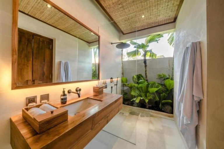 Bathroom 25