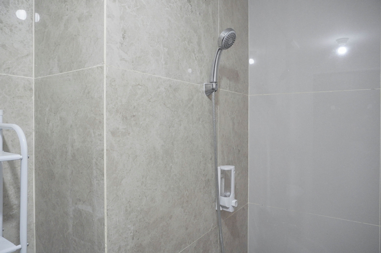 Bathroom 9