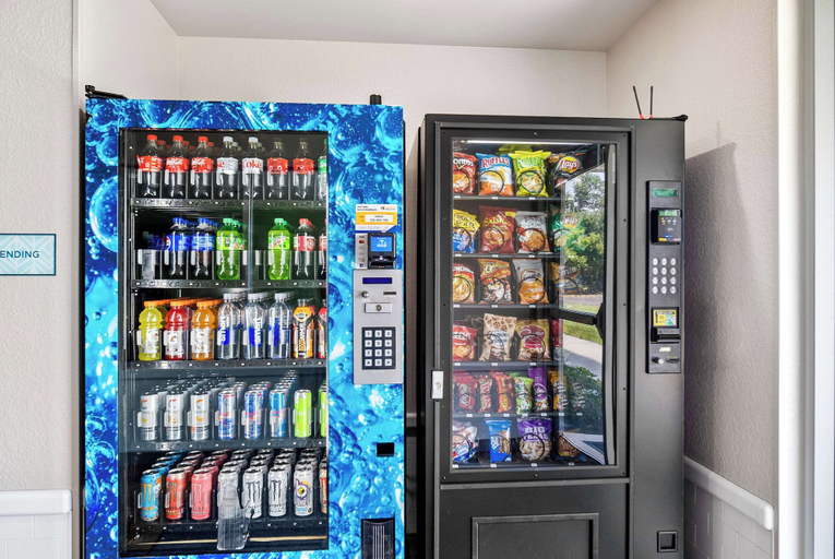 Food & Drinks 5, Woodspring Suites Fort Myers - Cape Coral, Lee