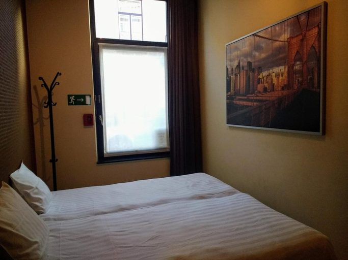 Bedroom 3, Leuven City Hostel, Vlaams Brabant