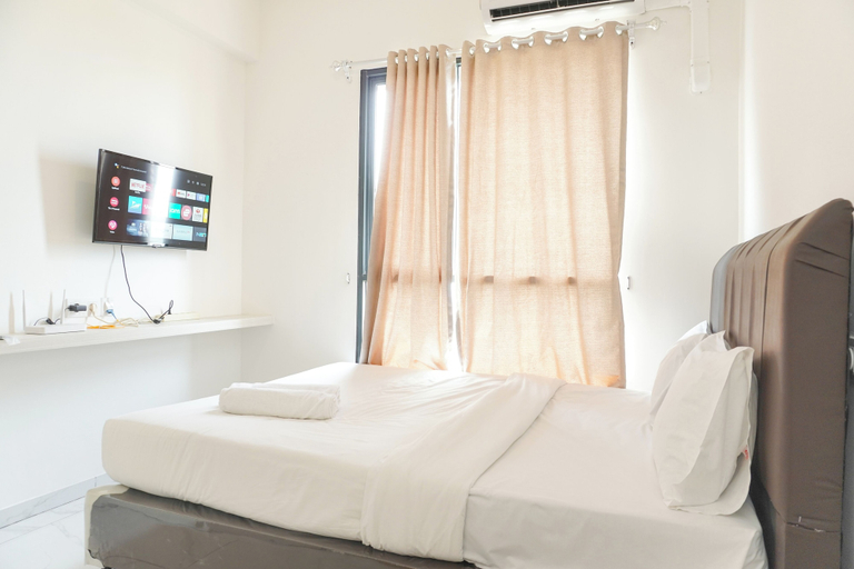 Bedroom 3, Furnished And Cozy Studio Sky House Alam Sutera Apartment, Tangerang