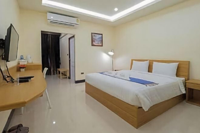 Bedroom 5