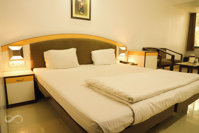 Bedroom 3, Blue Diamond The Hotel, Korba