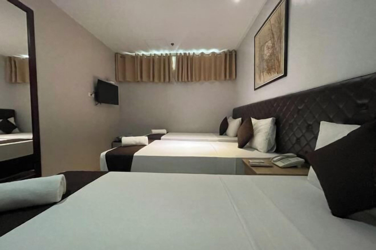 Bedroom 12