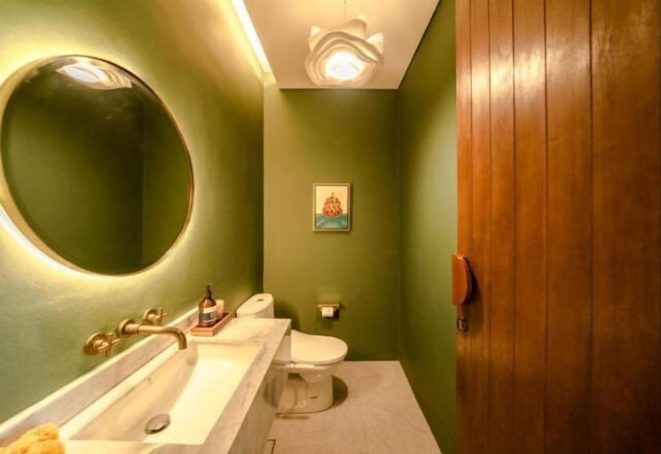 Bathroom 24
