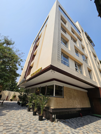 Exterior & Views 2, Hotel Golden Nest - Thane , Thane
