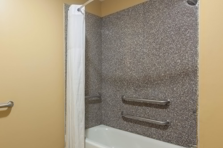 Bathroom 2, Houston/Willowbrook/Hwy 249, Houston