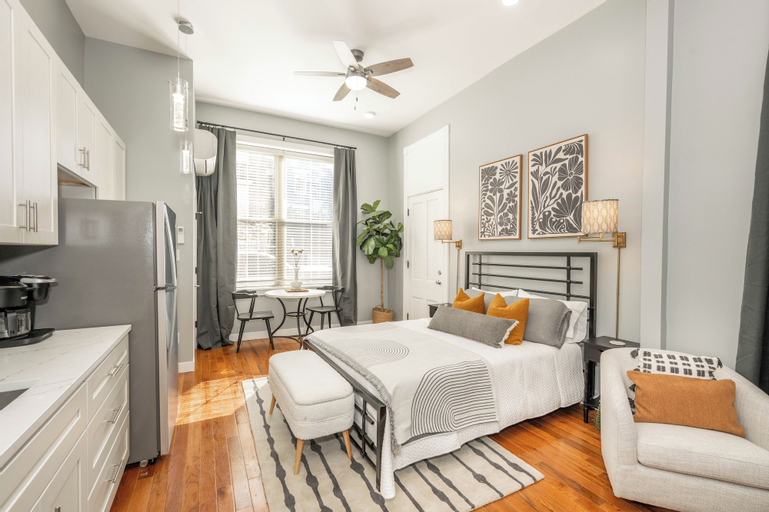 Findlay Market Suite 1, Hamilton