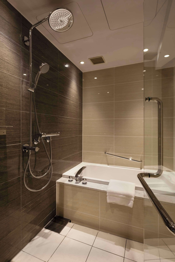 Bathroom 6