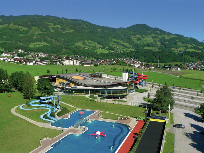 Exterior & Views 5, Luxury Holiday Flat With Balcony in Fugenberg, Schwaz