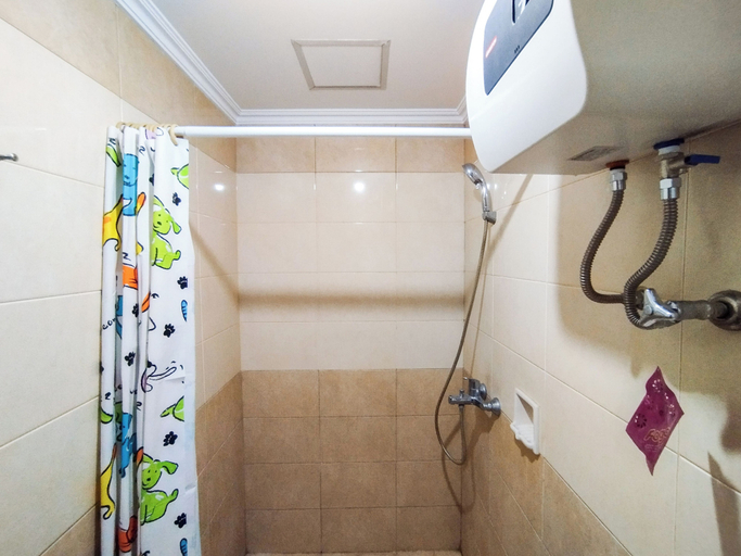 Bathroom 2, Nice And Strategic 2Br At Grand Setiabudi Apartment, Bandung