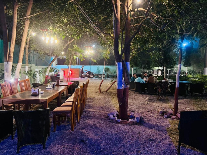 Food & Drinks 3, The Whispering Palms Resort, Bhopal