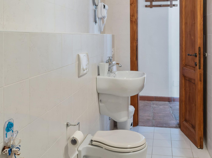 Bathroom 4, Tuscan Haven- Spacious Home, Massa Carrara
