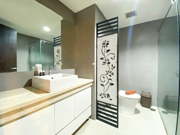 Bathroom 5