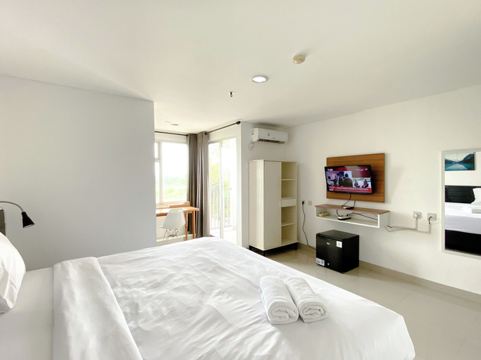 Bedroom 2, Comfy Studio With Twin Bed At Enviro Apartment, Cikarang