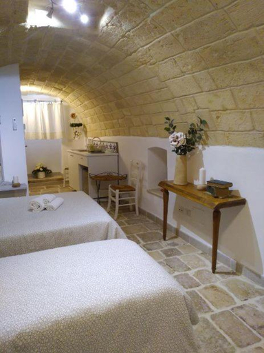 Others 2, IL Borgo Antico b&b, Bari