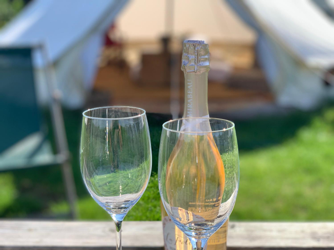 Food & Drinks 3, Home Farm Radnage 1 Glamping Bell Tent with Log Burner and Fire Pit, Buckinghamshire