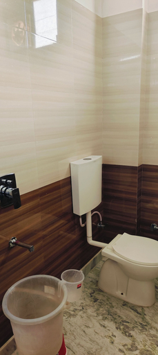 Bathroom 3, Hotel Sunshine, Reasi