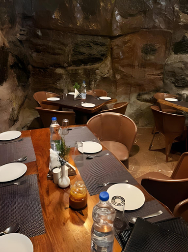 Food & Drinks, Garh Girvar Resort & Spa, Pali