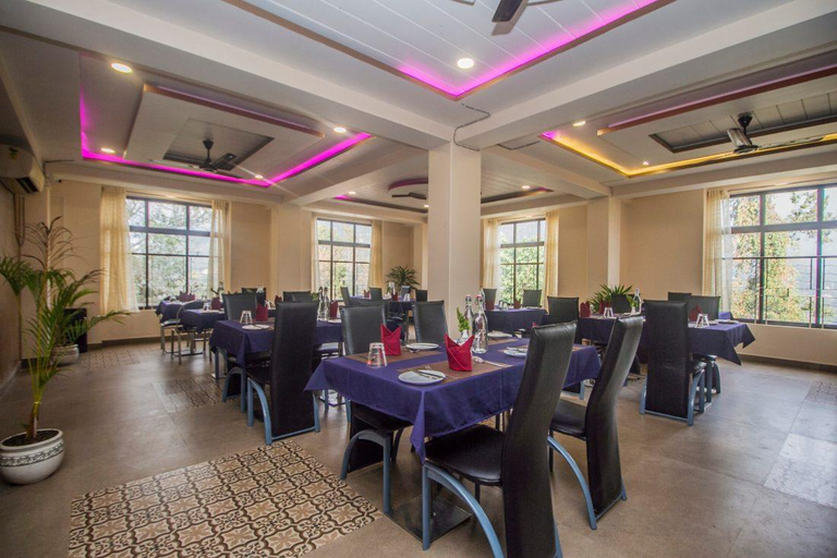Food & Drinks, HOTEL LA WALNUT GROVE, East Sikkim