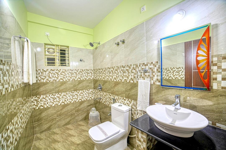 Bathroom 3, Red Key Airport Transit Stay, Bangalore Rural