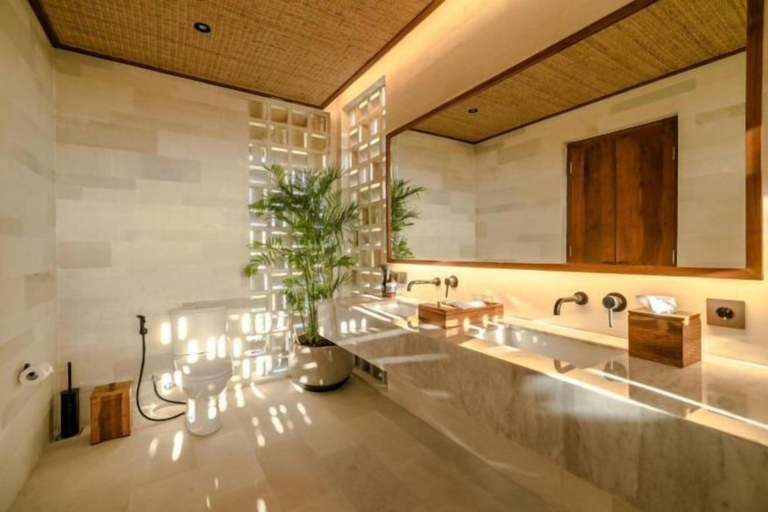 Bathroom 26