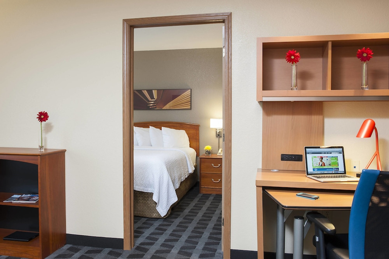 Bedroom 2, Towneplace Suites Indianapolis Park 100, Marion
