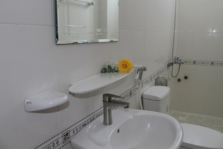 Bathroom, Hotel Nguyên Anh 2, Thủ Đức