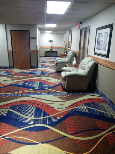 Bedroom 3, Apple Tree Inn and Suites, Montgomery