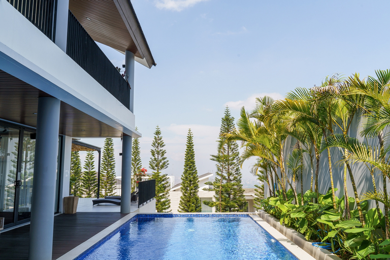 Swimming Pool 14