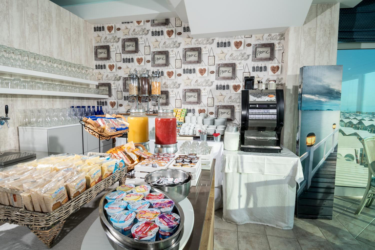 Food & Drinks 4, Hotel International direttamente sulla Sabbia, Rimini