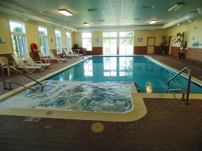 Sport & Beauty 5, American Inn and Suites Houghton Lake, Roscommon