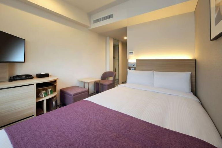 Bedroom 28