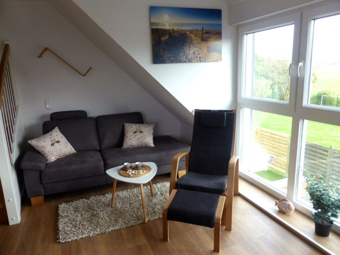 Living area, Inviting Apartment in Norden, Aurich