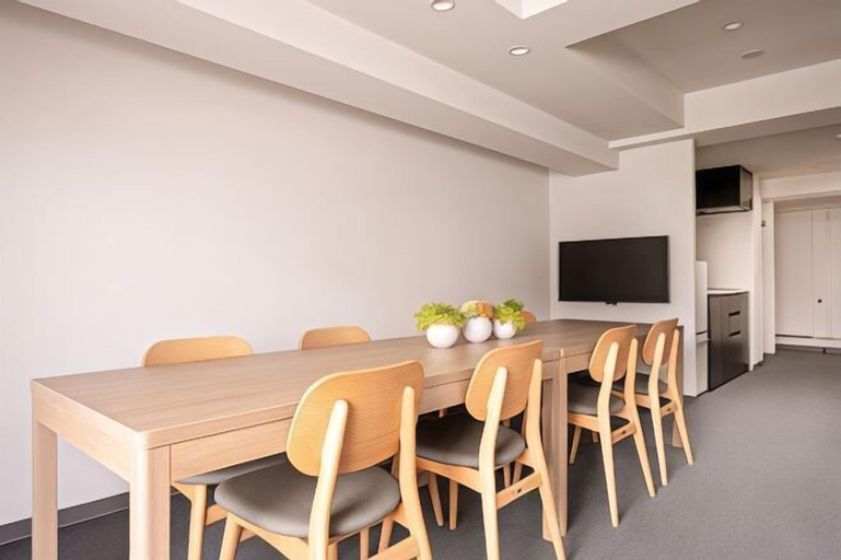 Dining Room 24