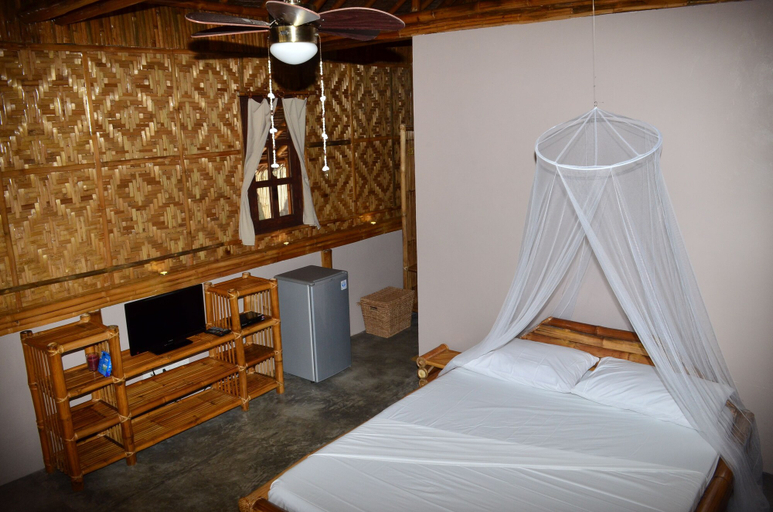 Bedroom 2, Amihan Beach Cabanas, Santa Fe