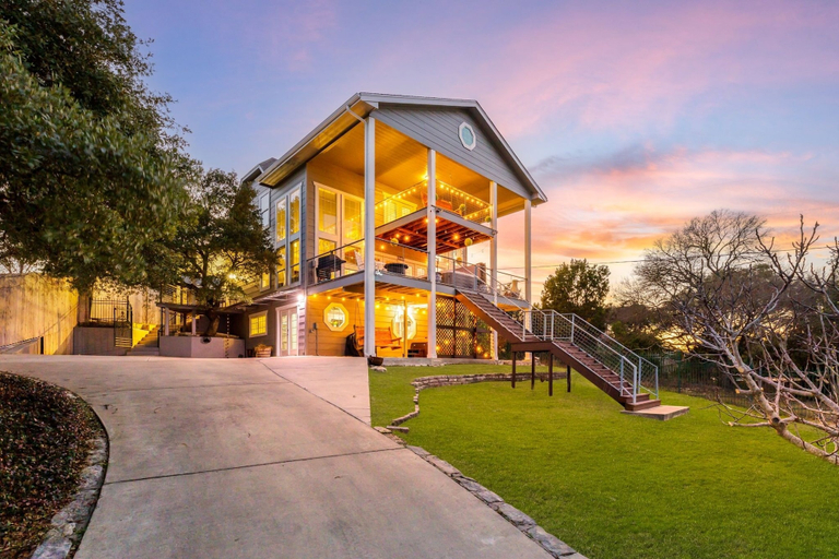 Exterior & Views 2, Colleen's Chic Chalet, Comal