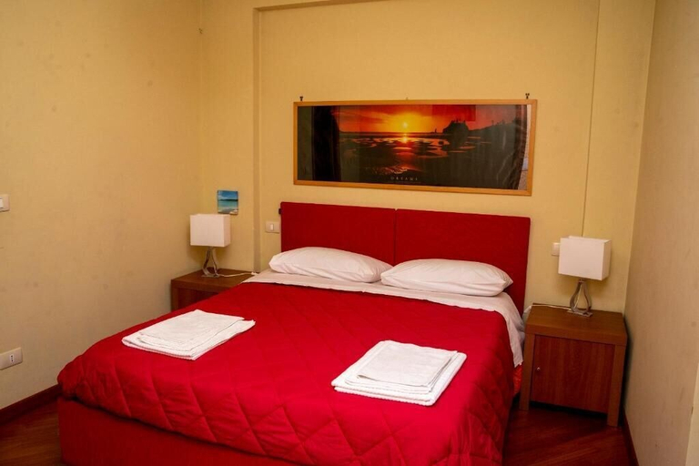 Bedroom 2, Mazzini House, Catania